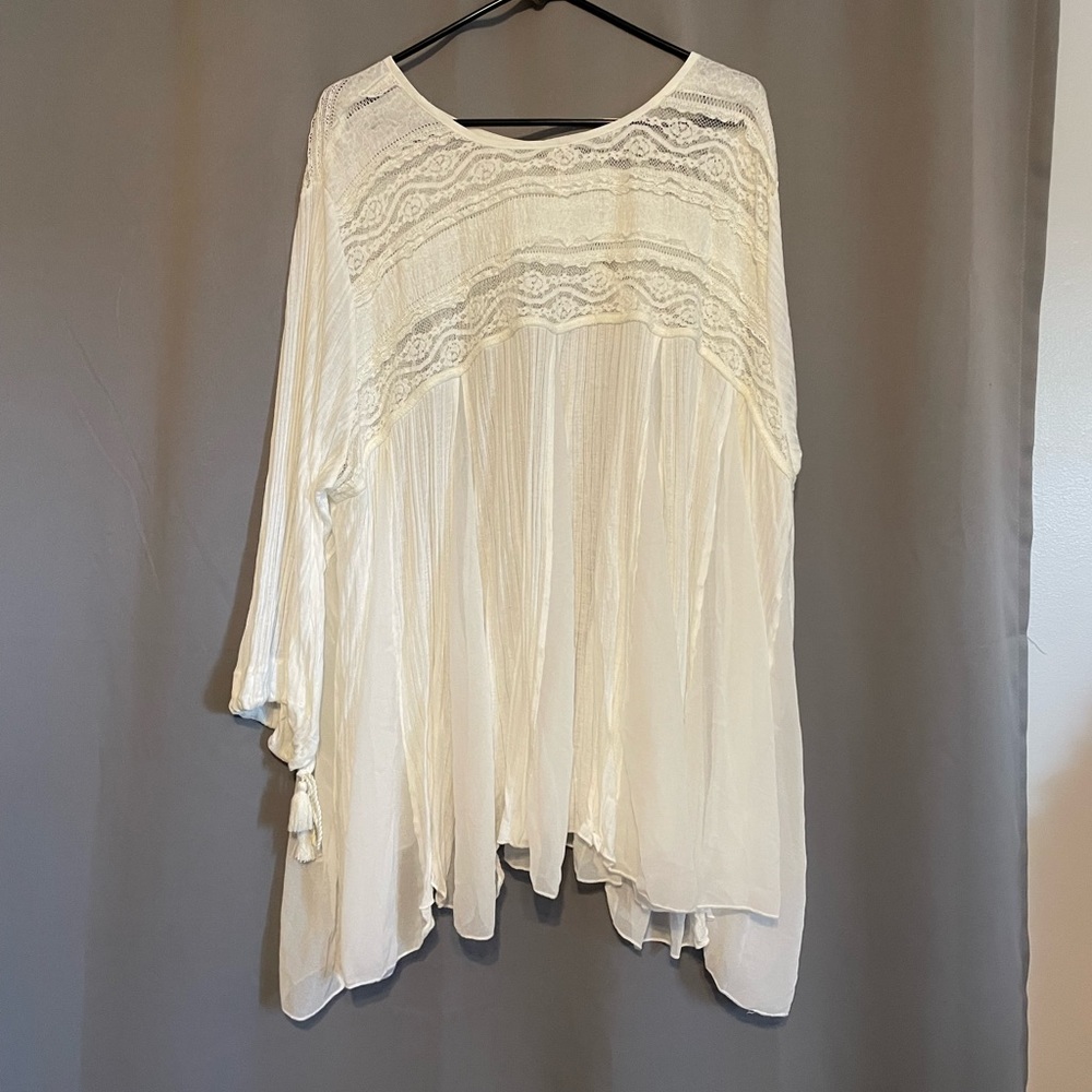 FREE PEOPLE Top - Picture 2 of 5